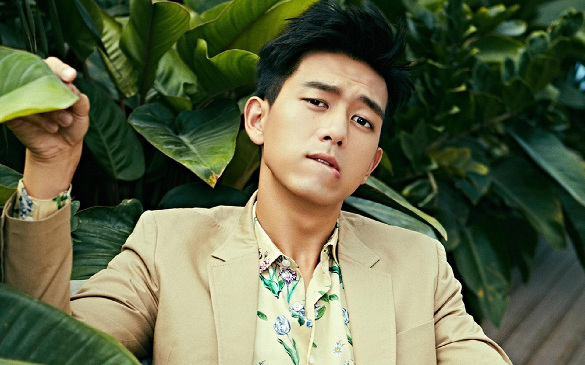 JIUYOU GAMING-混合泳赛事摩纳哥团队配合默契,摩纳哥泳池