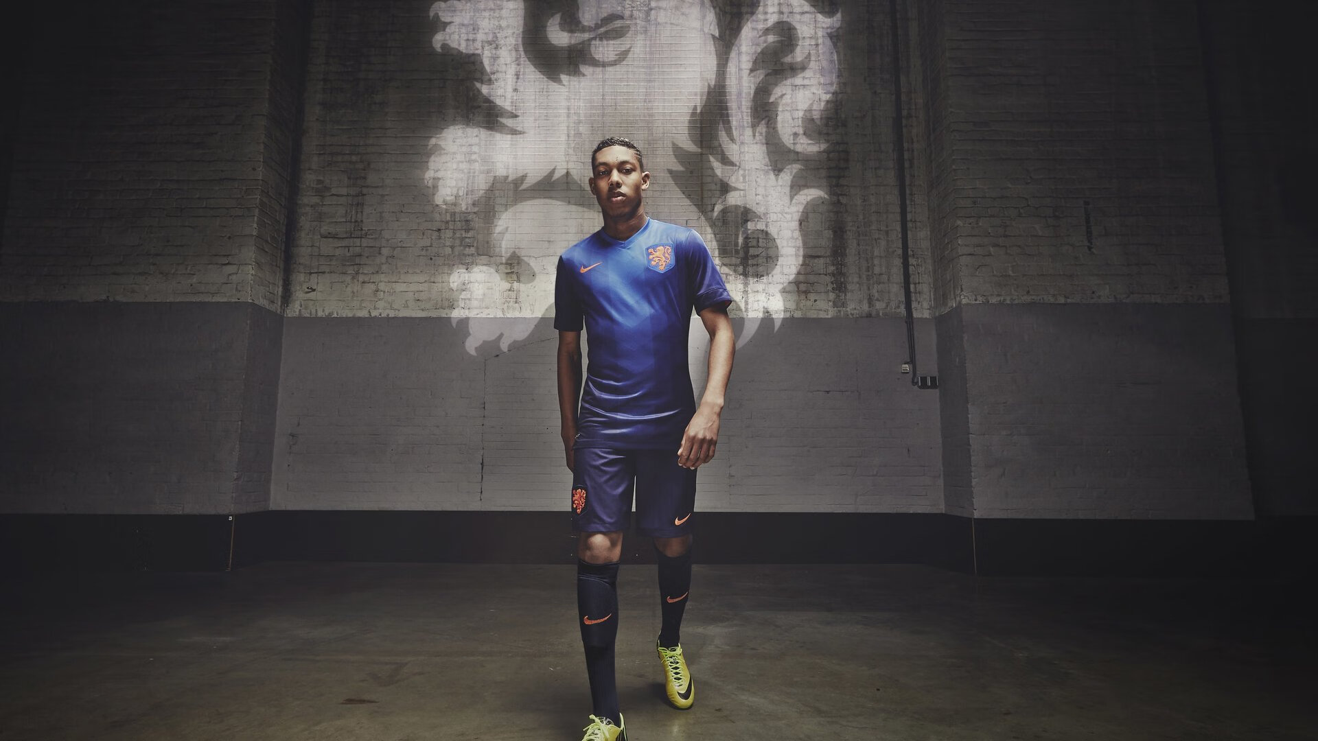 足彩网点建设快速推进，普及足球体育知识，足彩基地